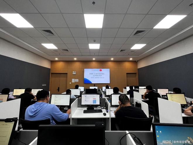 軟件行業邁向新高度 首批SPMP證書正式頒發，引領項目管理專業化浪潮